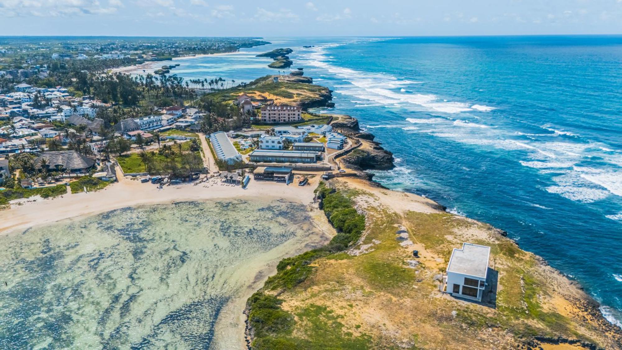 Ahg Lion Beach Resort Watamu Exterior photo