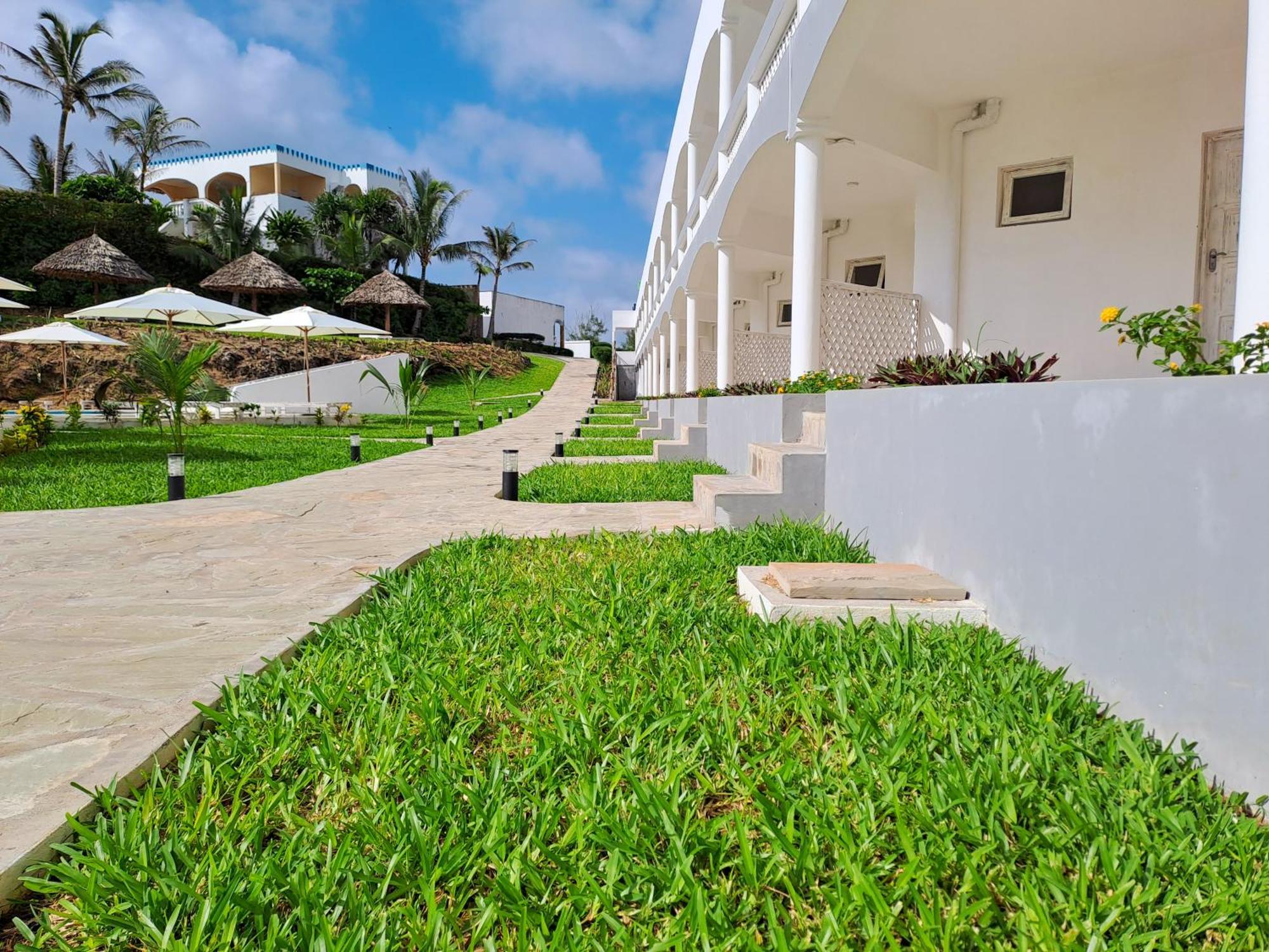 Ahg Lion Beach Resort Watamu Exterior photo